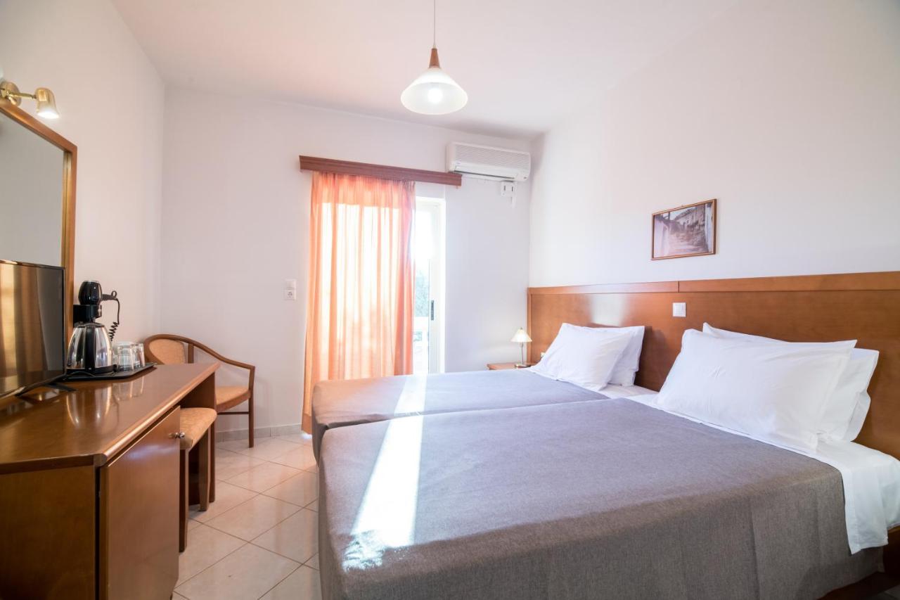 Hiona Holiday Hotel Palekastro Eksteriør billede