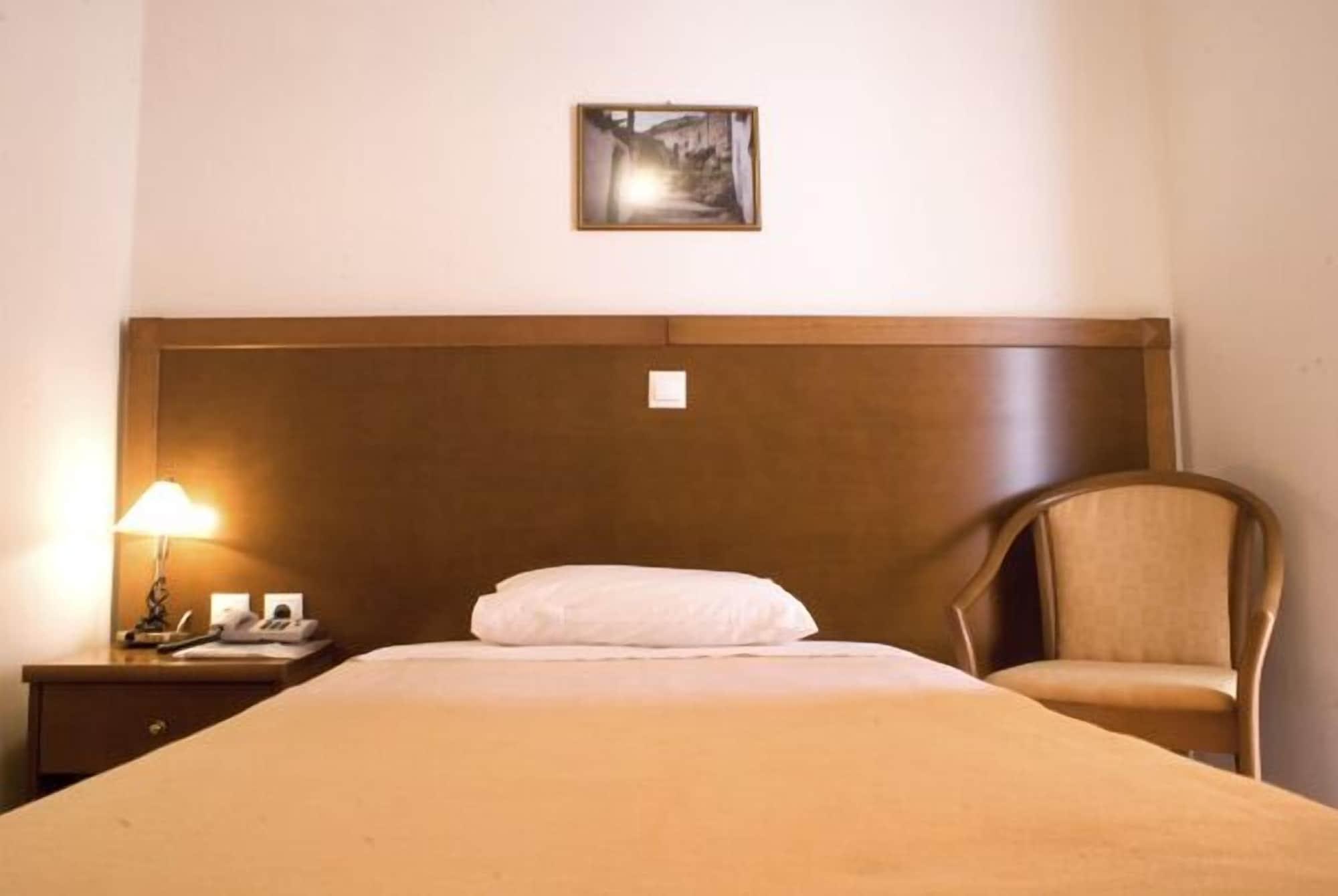 Hiona Holiday Hotel Palekastro Eksteriør billede