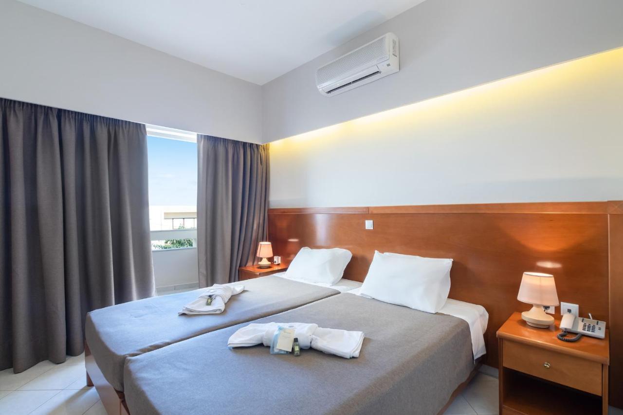 Hiona Holiday Hotel Palekastro Eksteriør billede